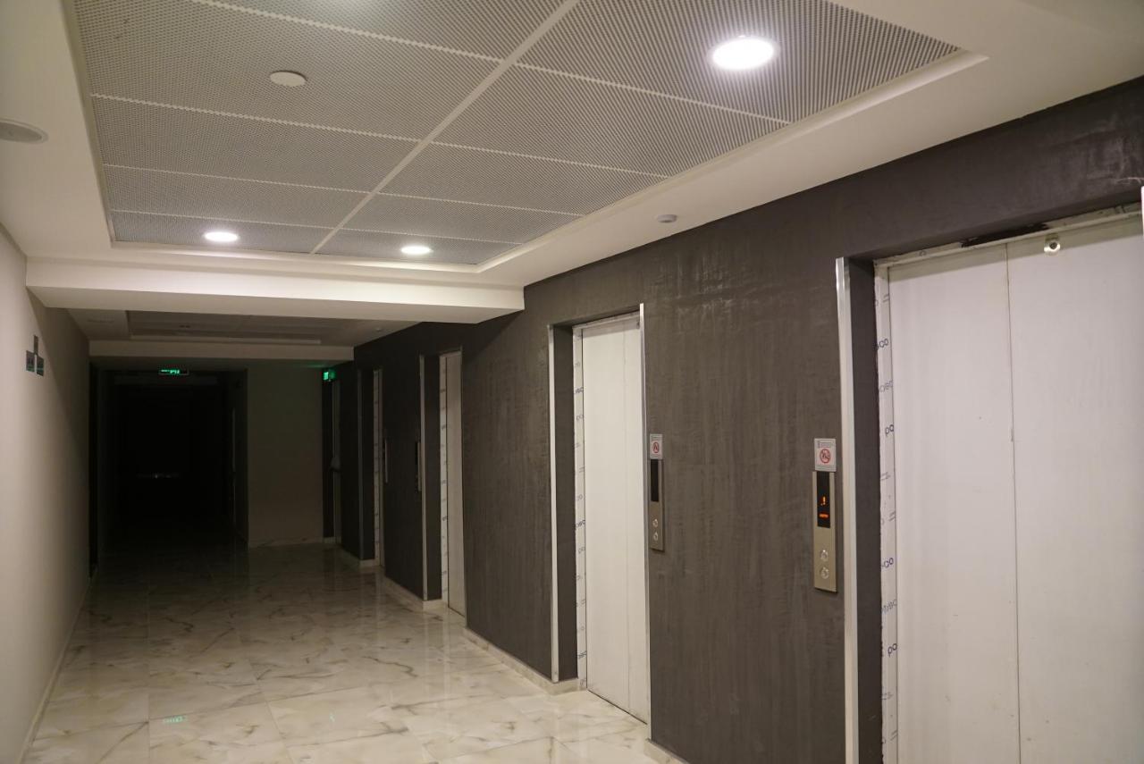 Skopje Sky City 19Th Floor Twin & 12Th Floor & 25Th & 33 Floor Apartments & With Pool & Spa & Gym & Parking Included In Price ภายนอก รูปภาพ