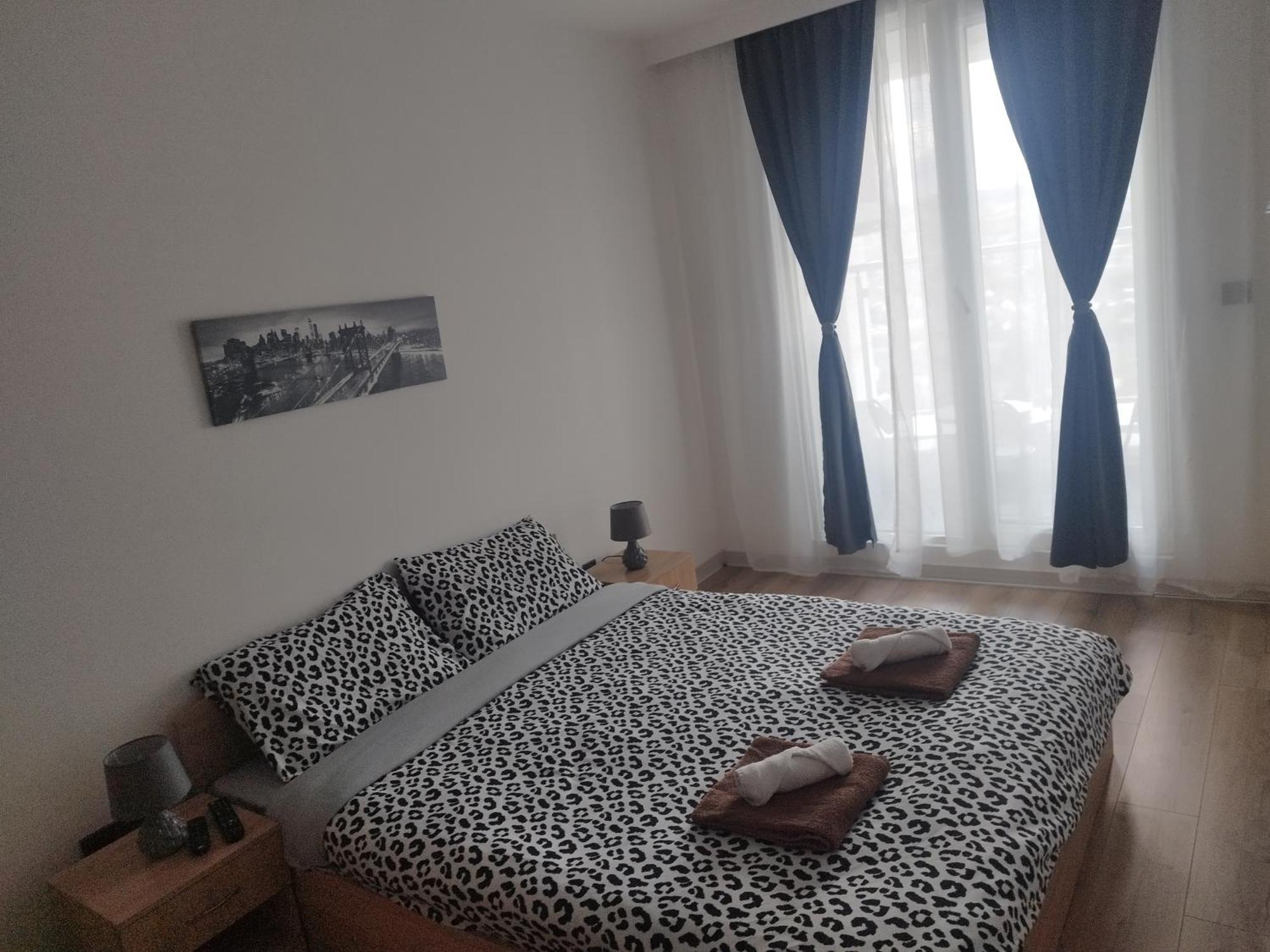 Skopje Sky City 19Th Floor Twin & 12Th Floor & 25Th & 33 Floor Apartments & With Pool & Spa & Gym & Parking Included In Price ภายนอก รูปภาพ